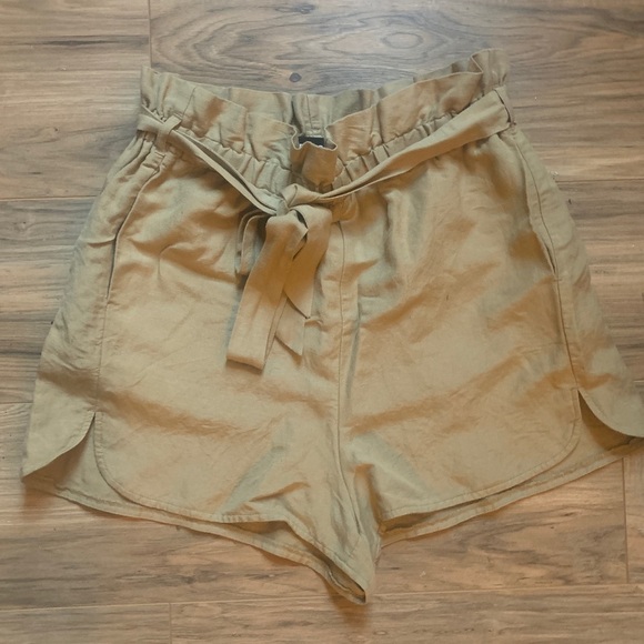 NWT Kaki Extreme High Waisted Tie Linen Shorts - Picture 2 of 2